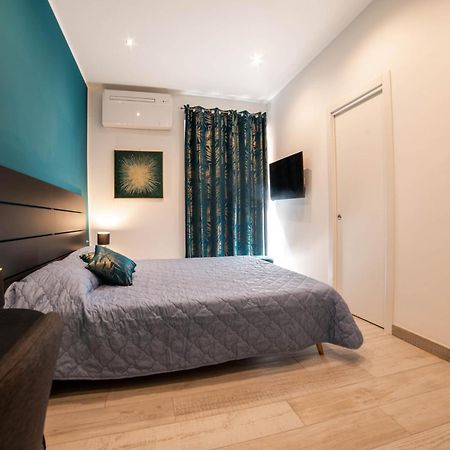 Colosseo Cozy Rooms B&B Róma Kültér fotó